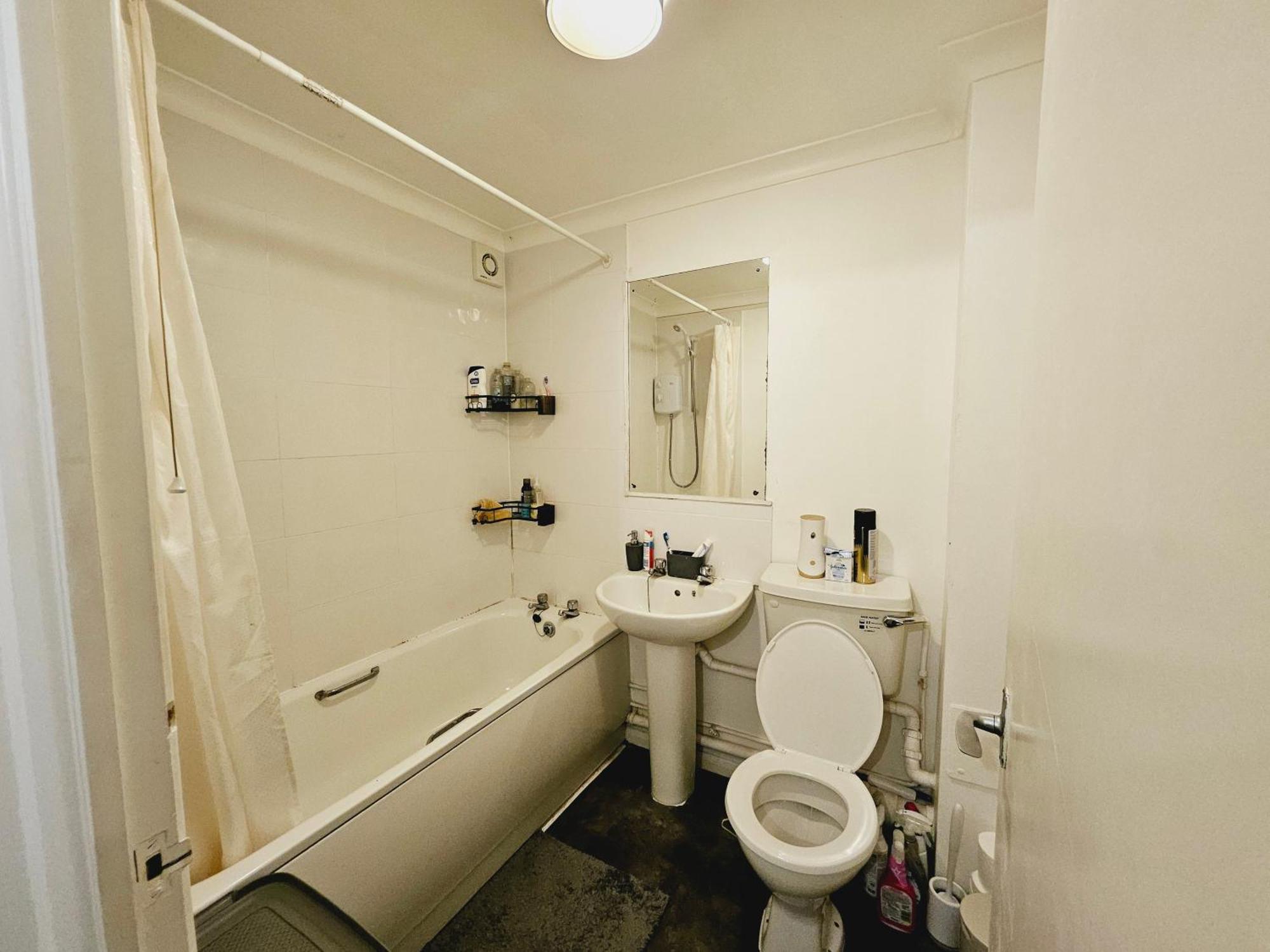 Lovely Fully Furnished One Bed Flat To Let Enfield Eksteriør bilde